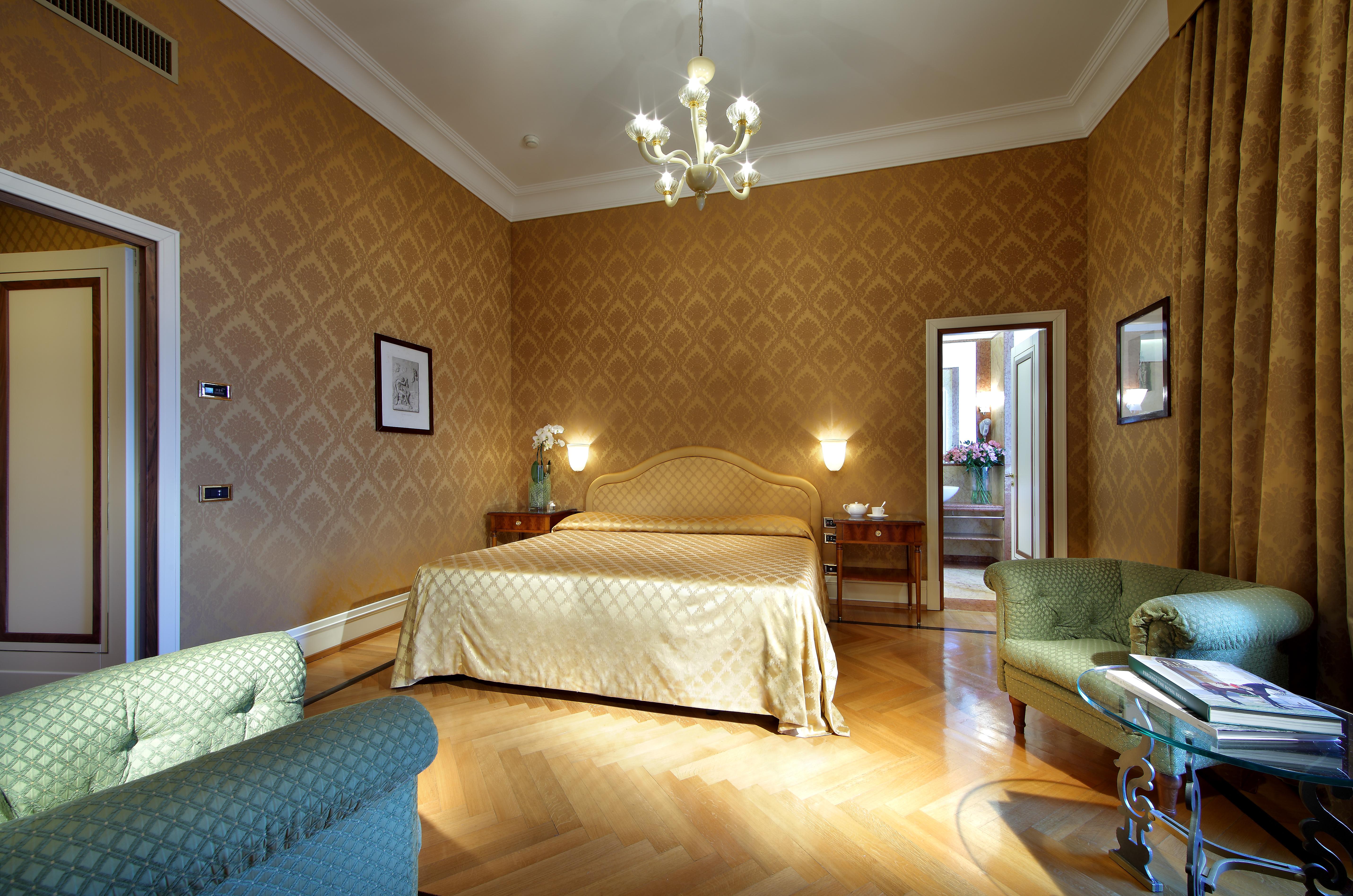 Eurostars Hotel Excelsior Naples Luaran gambar