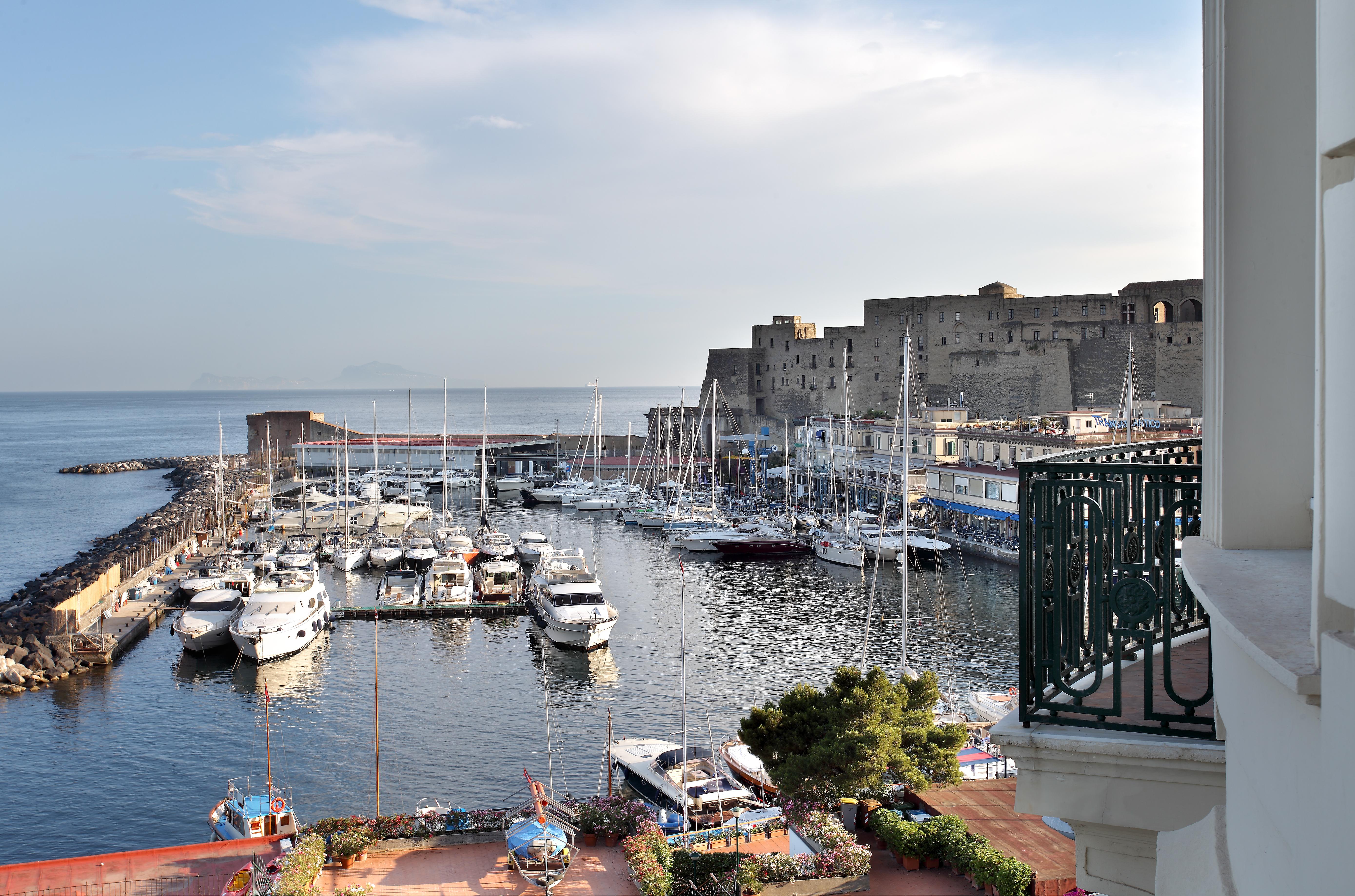 Eurostars Hotel Excelsior Naples Luaran gambar