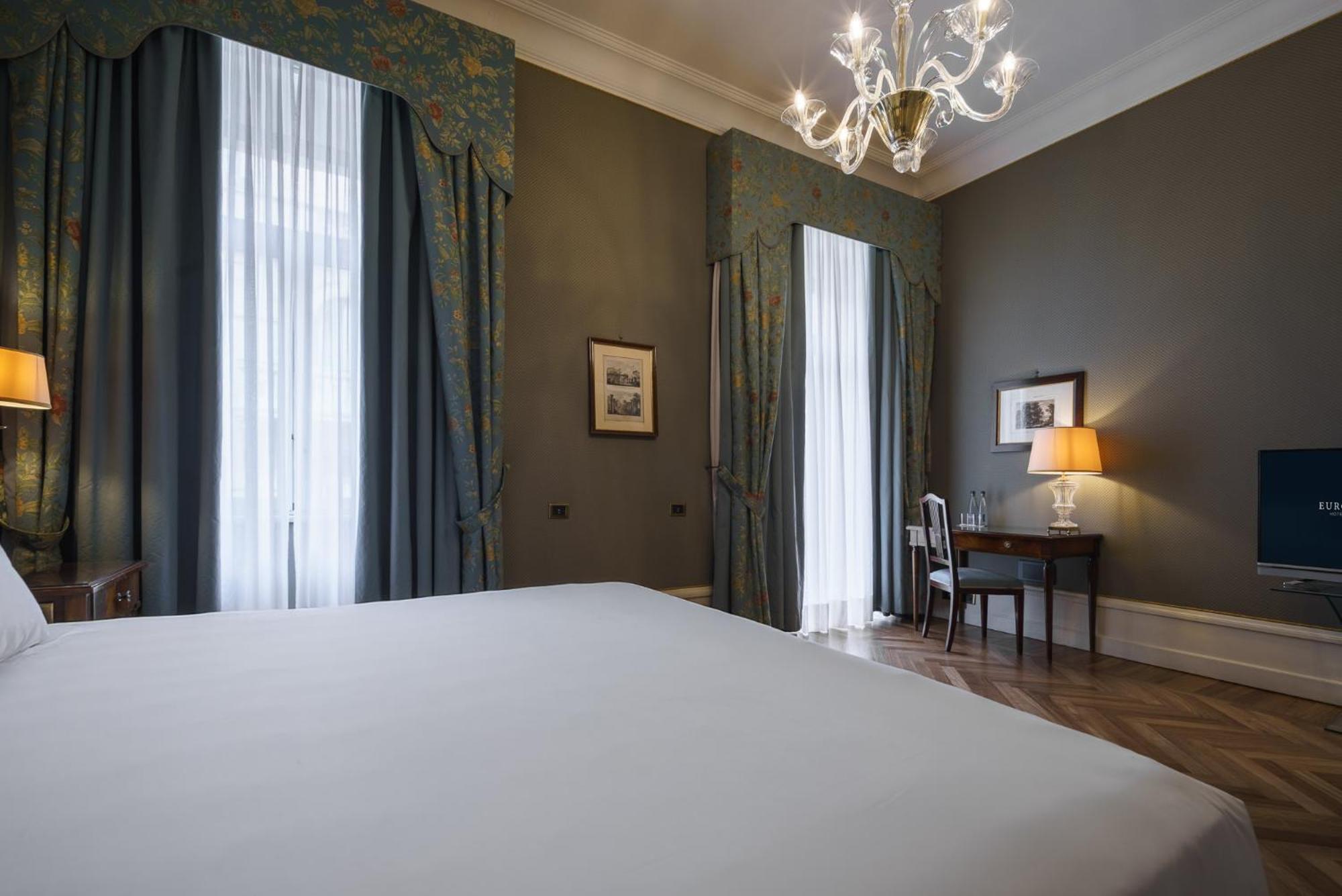Eurostars Hotel Excelsior Naples Luaran gambar