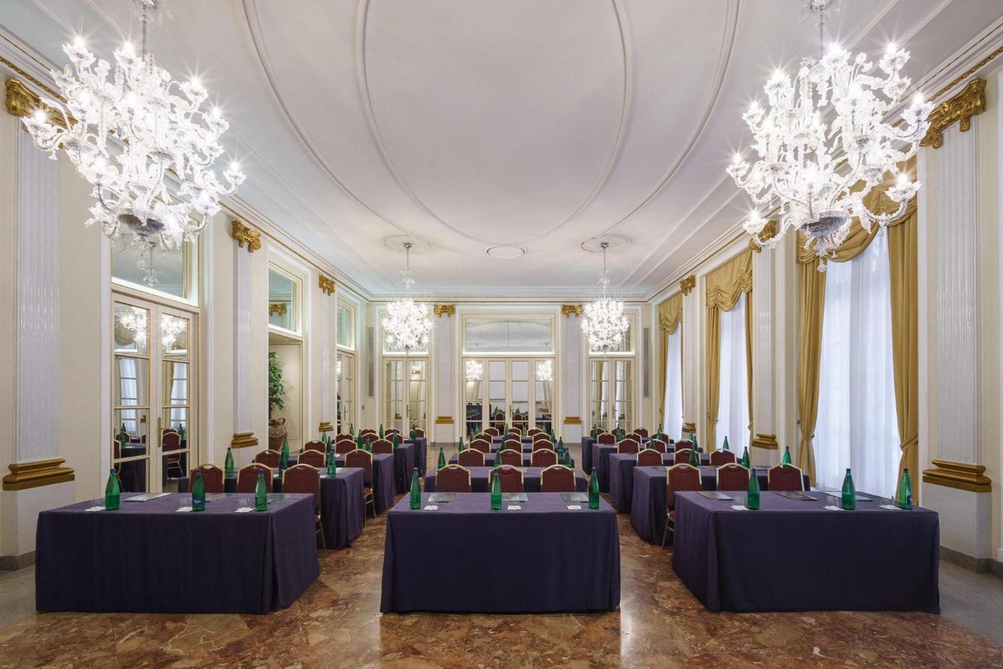 Eurostars Hotel Excelsior Naples Luaran gambar