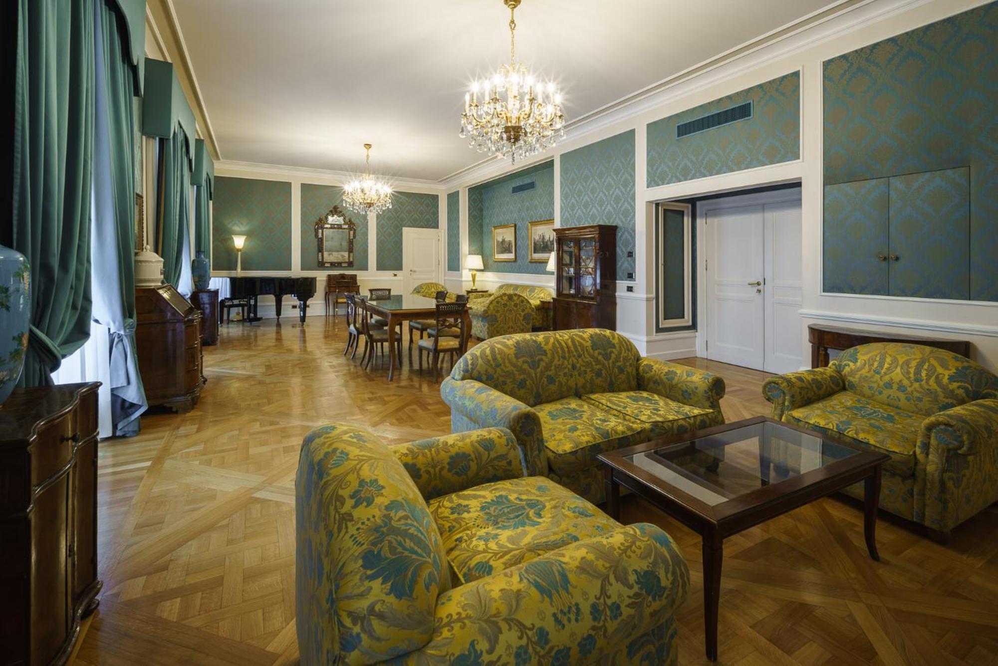 Eurostars Hotel Excelsior Naples Luaran gambar