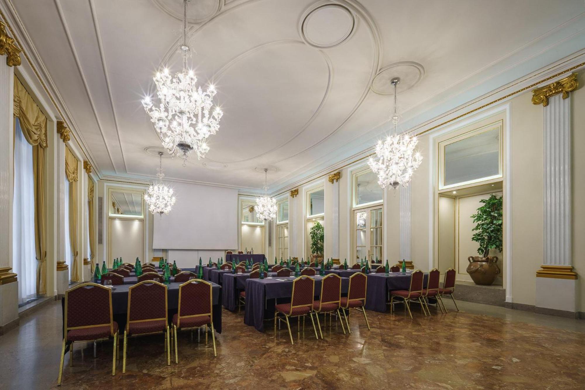 Eurostars Hotel Excelsior Naples Luaran gambar