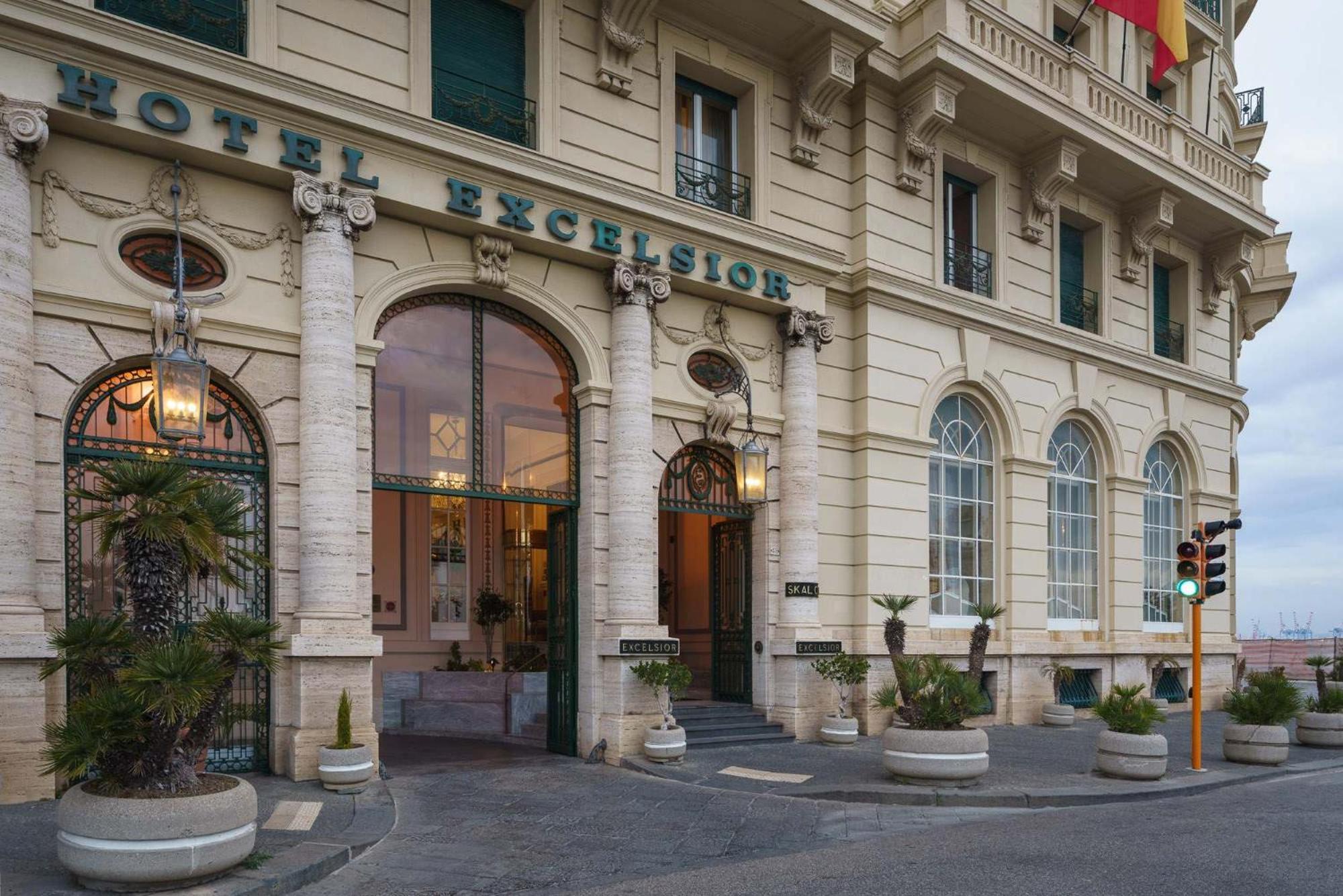 Eurostars Hotel Excelsior Naples Luaran gambar